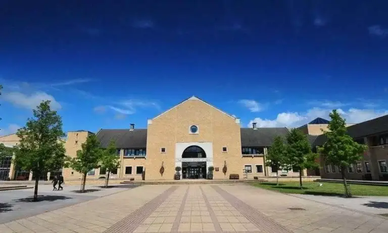 789bdaca_The-Grammar-School-At-Leeds